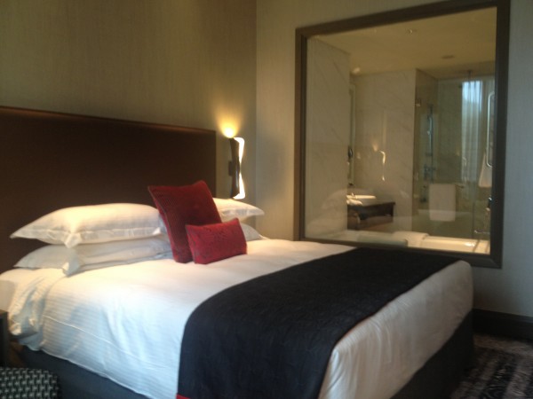 Carlton City Hotel Singapore Bed