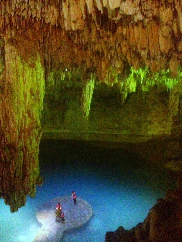 Cenote Suytan