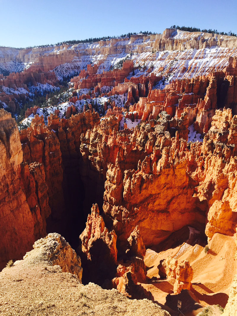 Snow on Bryce Canyon, Vertical