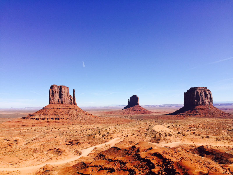 I guanti, Monument Valley