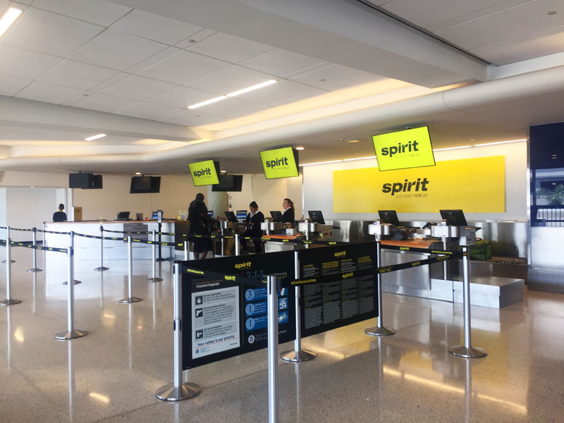 check-in-at-spirit-airlines-in-lax